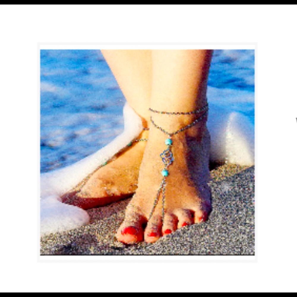 NEW! Silver beaded turquoise anklet with toe ring
